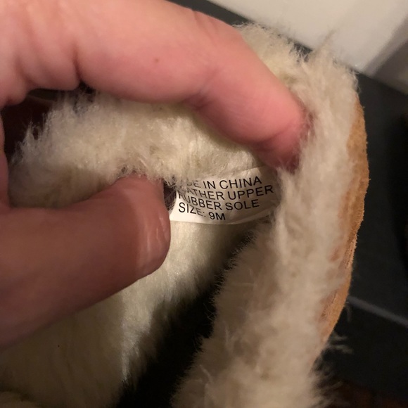 Comfy Michael Kors suede booties - Picture 4 of 5